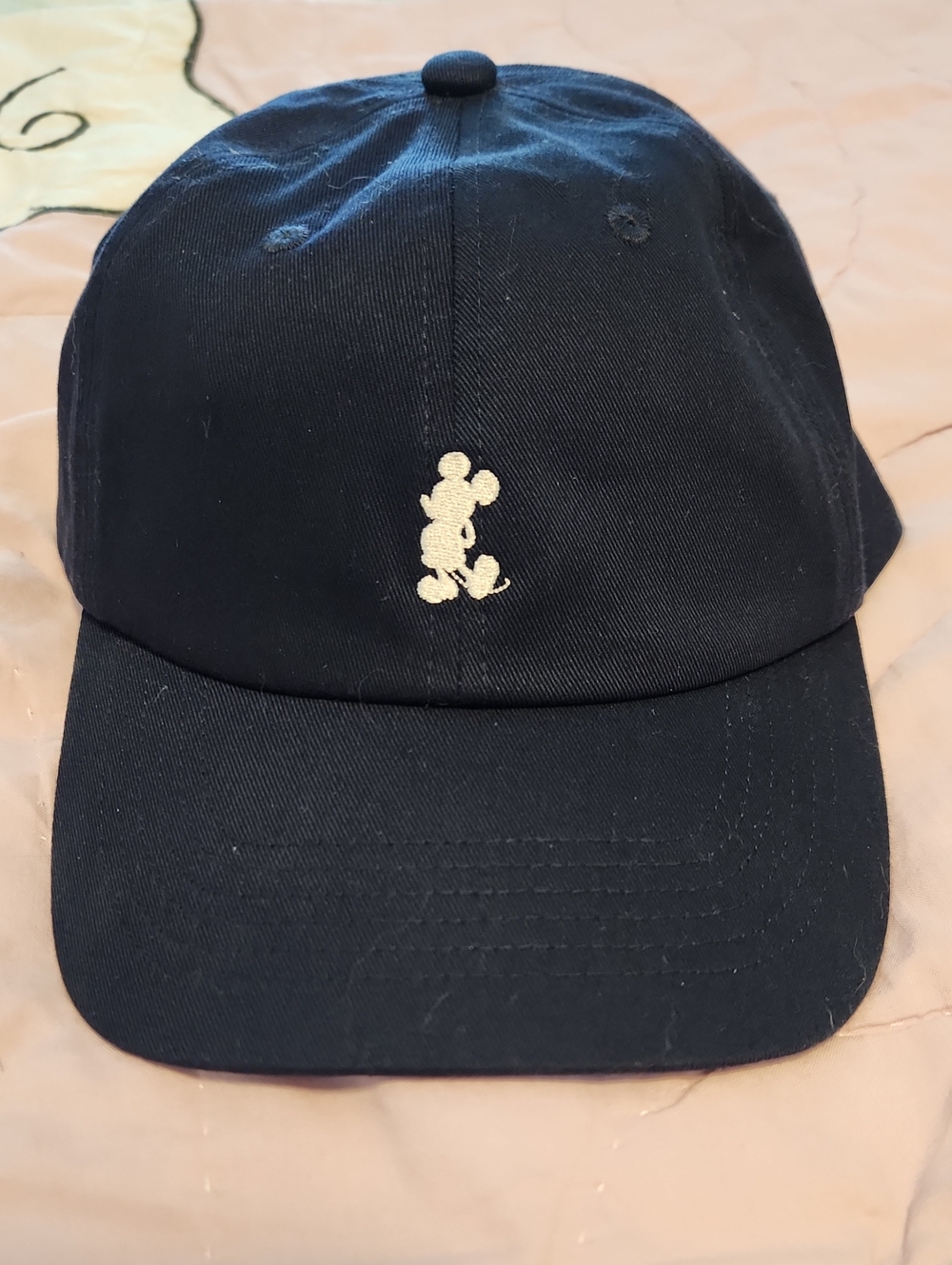 Disney Navy Blue Hat with White  Embroidered Character mickey Mouse  Nwt